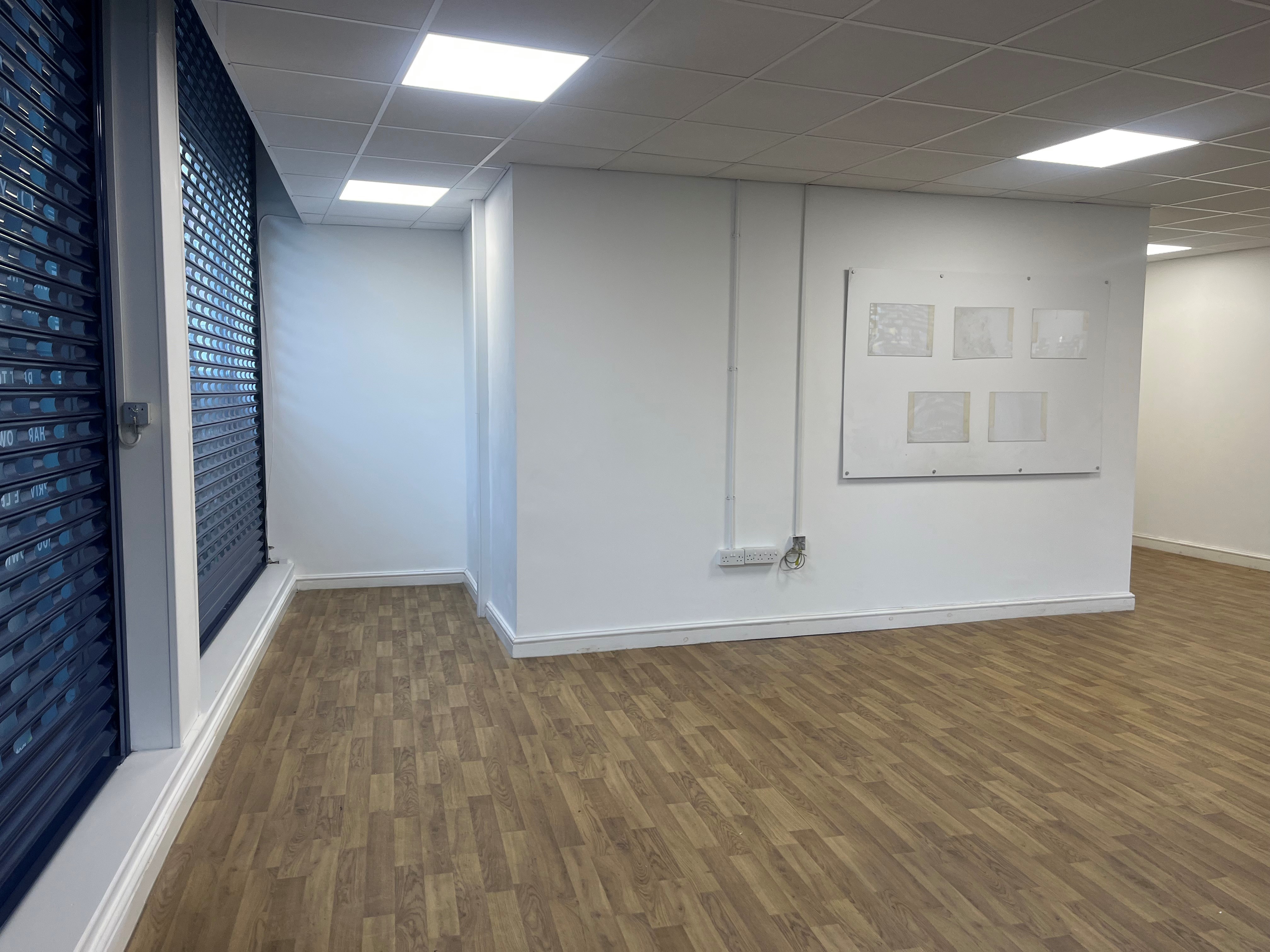 1-2 Commercial Street, Newport - Image 2